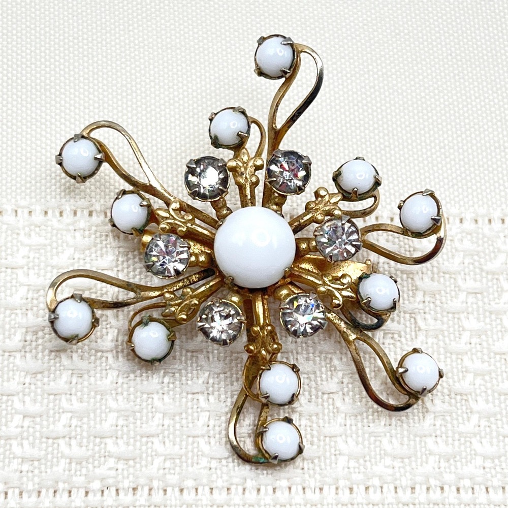 Vintage Milk Glass & Crystal Rhinestone Gold Tone Pinwheel Snowflake Brooch
